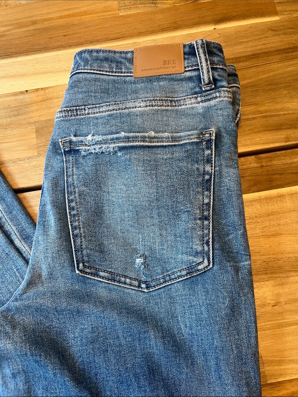 BKE “Billie” High Rise Slim Fit Classic Straight Jeans 31 / 30
